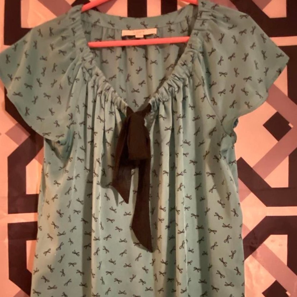 GORGEOUS TOP